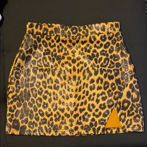 Leopard print skirt